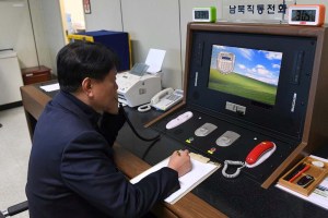 Corea del Norte y del Sur reactivan contacto directo en la frontera (fotos)