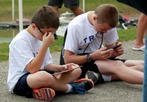 ¿Son los niños adictos a los iPhones? Inversores piden a Apple investigar