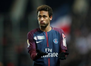 Neymar tiene un futuro en el PSG, afirma su padre