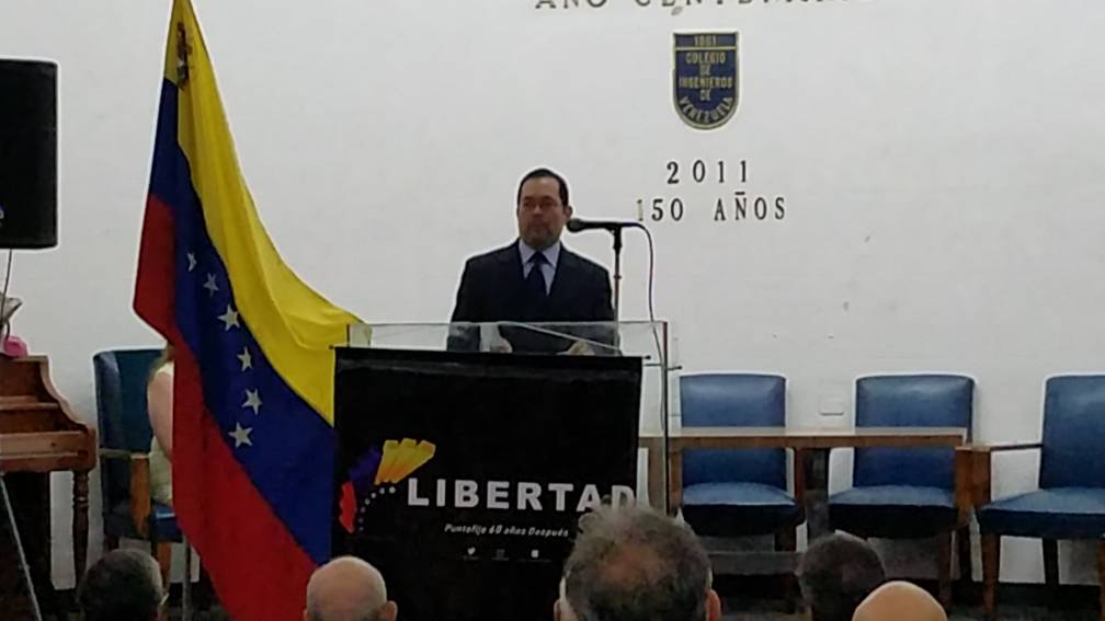 José Alberto Olivar: La Fanb es hoy el partido político que sostiene una falaz tiranía