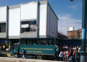 GNB y Ejército prestan servicio de transporte público ante paro en Carabobo #22Ene (fotos)