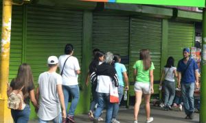 En medio de una gran expectativa 80% de los comerciantes dieron vacaciones en Táchira