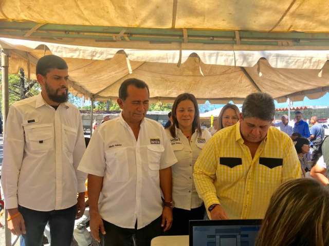 El diputado Correa validó este domingo