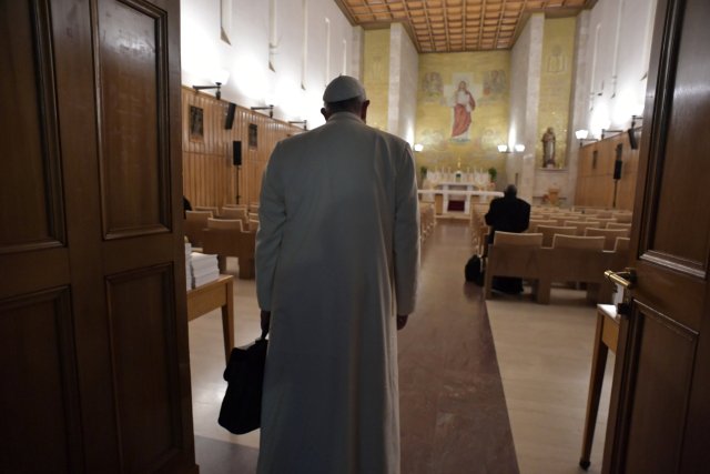 Pope Francis arrives to make his lent spiritual exercises at the Divin Maestro house in Ariccia, south of Rome, Italy February 18, 2018. Osservatore Romano/Handout via Reuters ATTENTION EDITORS - THIS IMAGE WAS PROVIDED BY A THIRD PARTY.