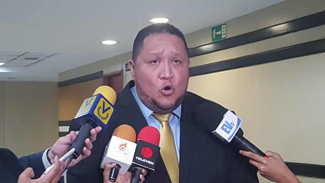 Brito explicó desde el Parlamento venezolano no hemos detenido nuestro trabajo 