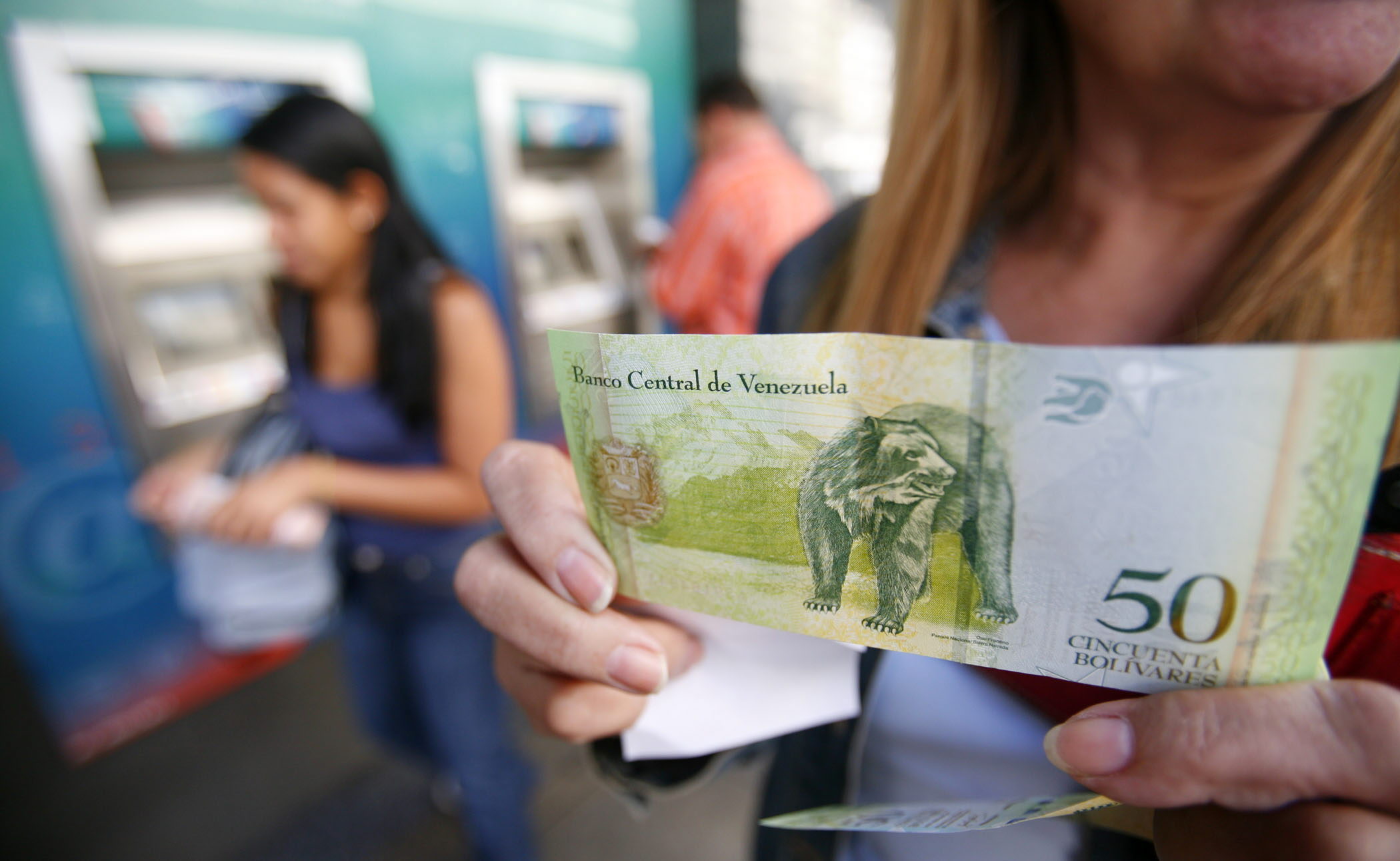 Bolívar “Fuerte” sin fuerza en 2021: La propaganda de la reconversión monetaria de 2008 (Videos)