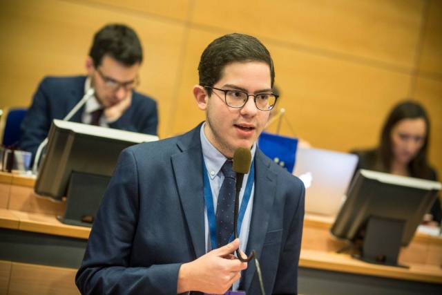 El estudiante venezolano Daniel Akerman participó en el evento y en su intervención se refirió al drama que vive Venezuela actualmente con el régimen dictatorial de Nicolás Maduro.