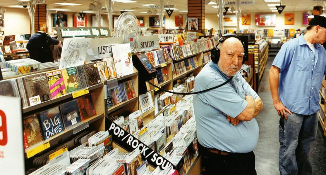 Fundador de las tiendas de discos Tower Records muere a los 92 años