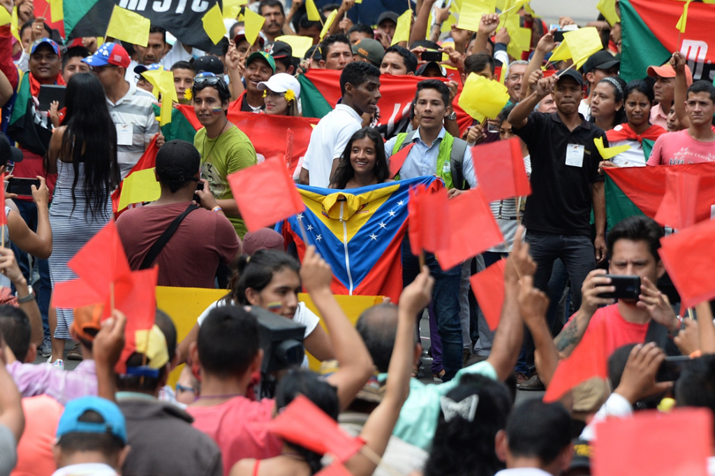 Colombianos y venezolanos se dieron un “abrazatón” por la paz (Fotos)