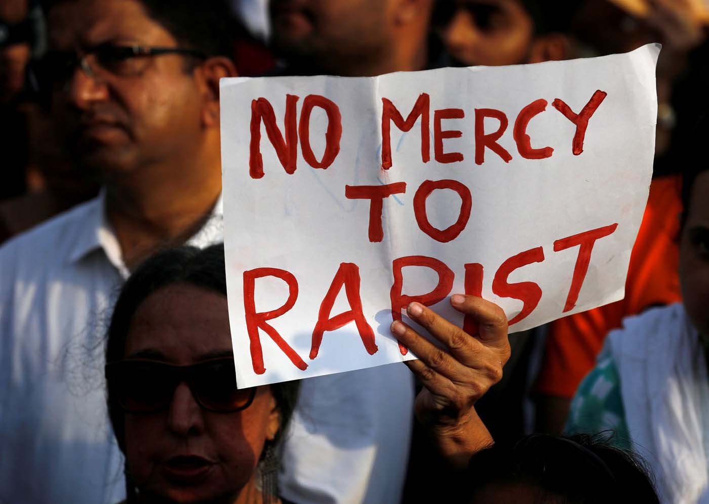 Una niña fue asesinada tras ser violada en grupo en India