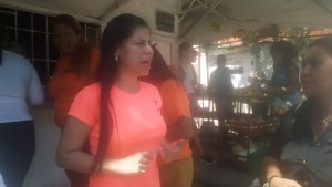 Aurimare Rodríguez llevó propuestas sociales a mujeres de Vargas