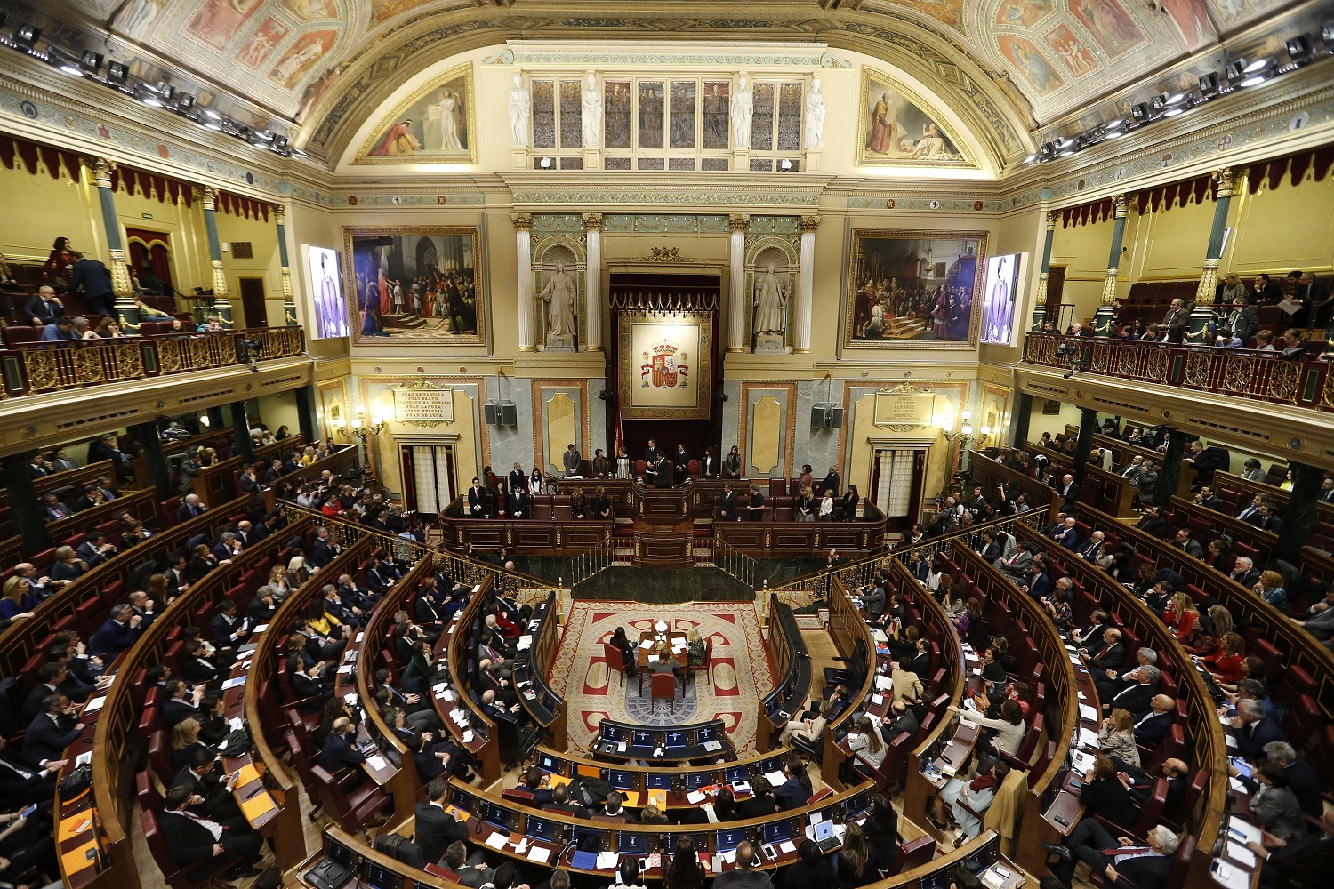 Parlamento Español aprueba desconocer elecciones en Venezuela y pide que se suspendan