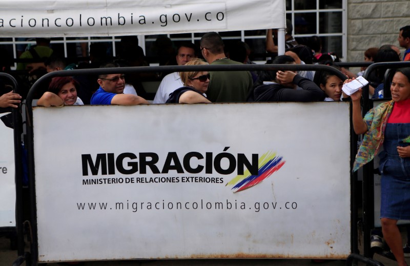 Acnur y OIM apoyan el registro de venezolanos en Colombia
