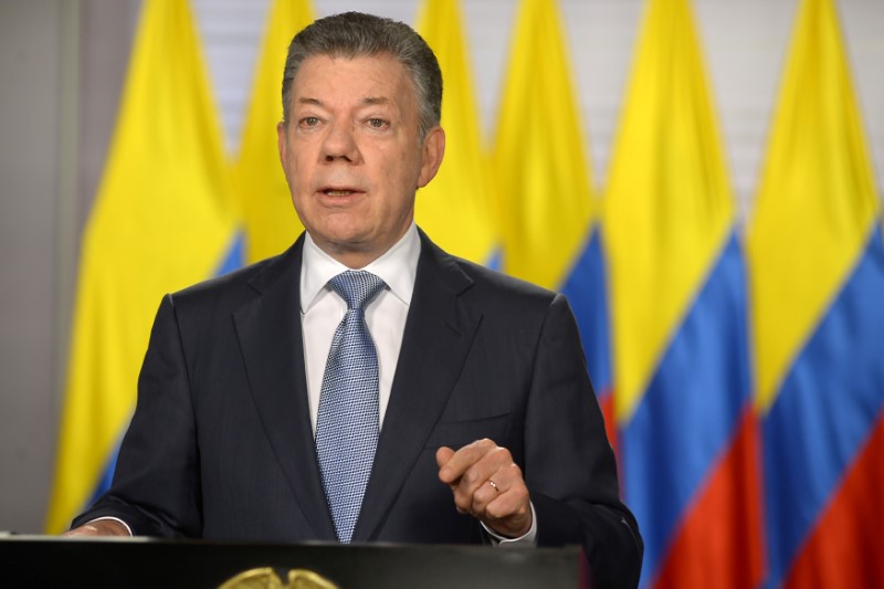 Santos dice que gobierno de Duque debe concretar cese el fuego con ELN