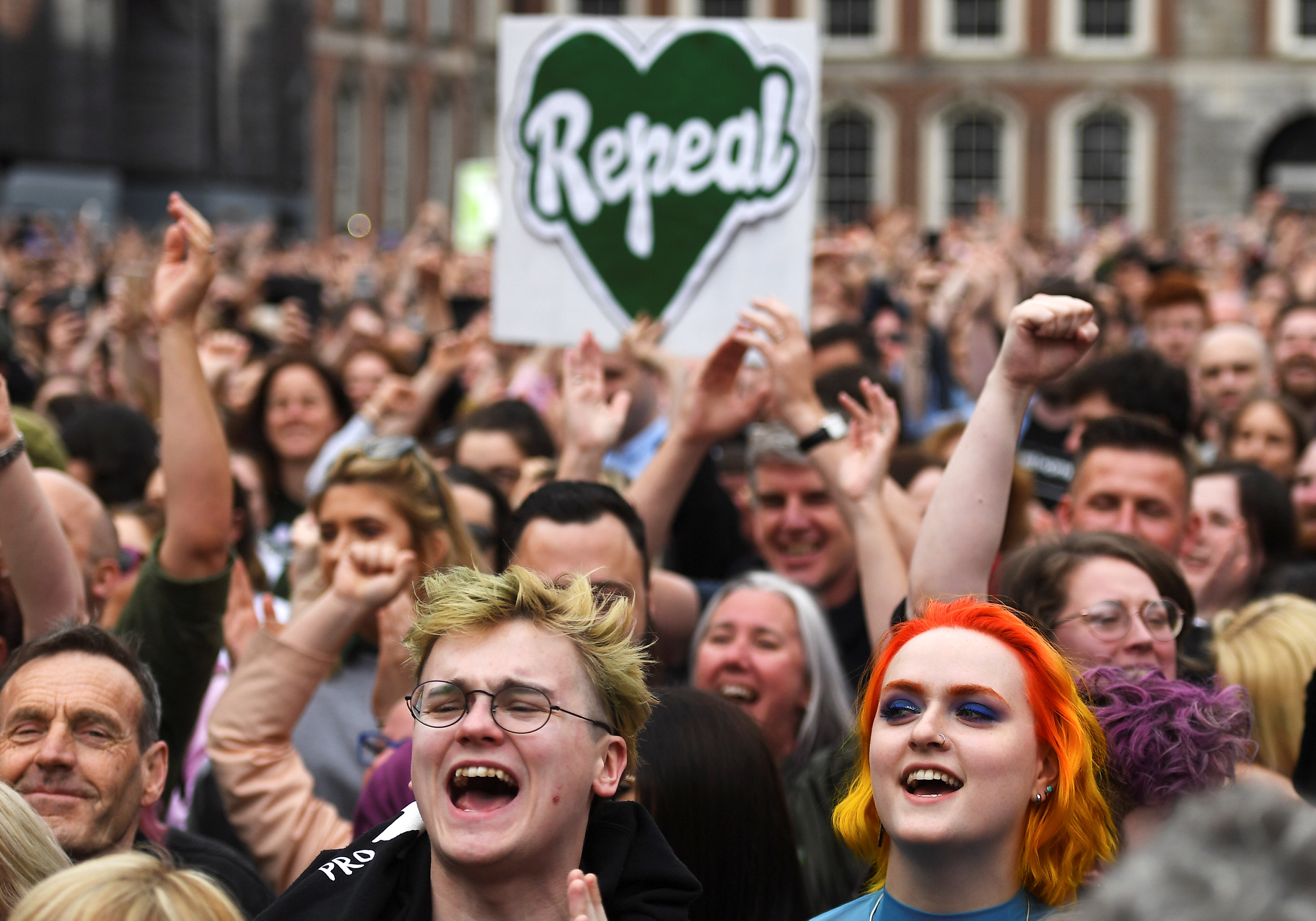 Parlamento de Irlanda aprueba el proyecto de ley para legalizar el aborto