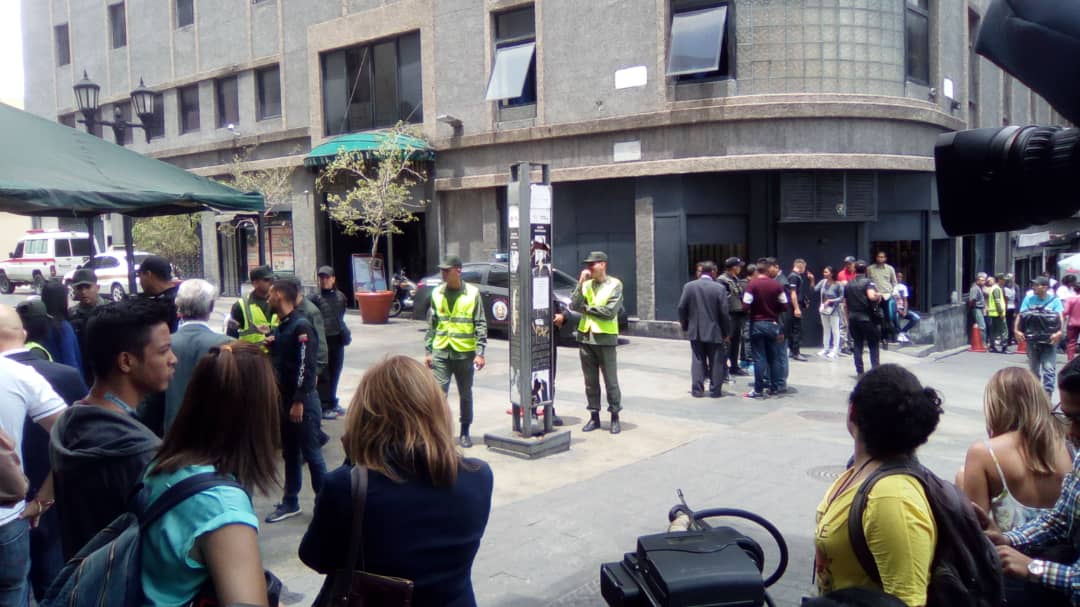 Así se encuentran los alrededores de la Casa Amarilla #1Jun (fotos)