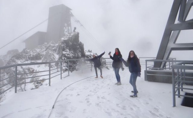 Nevada en el Pico Espejo, Mérida, este domingo 3 de junio de 2018 // Foto vía @RCTVenlinea