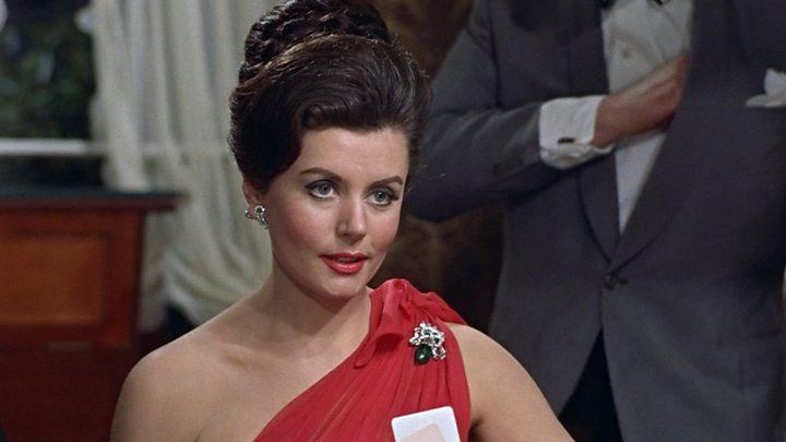 Muere a los 90 años Eunice Gayson, la primera “chica Bond”