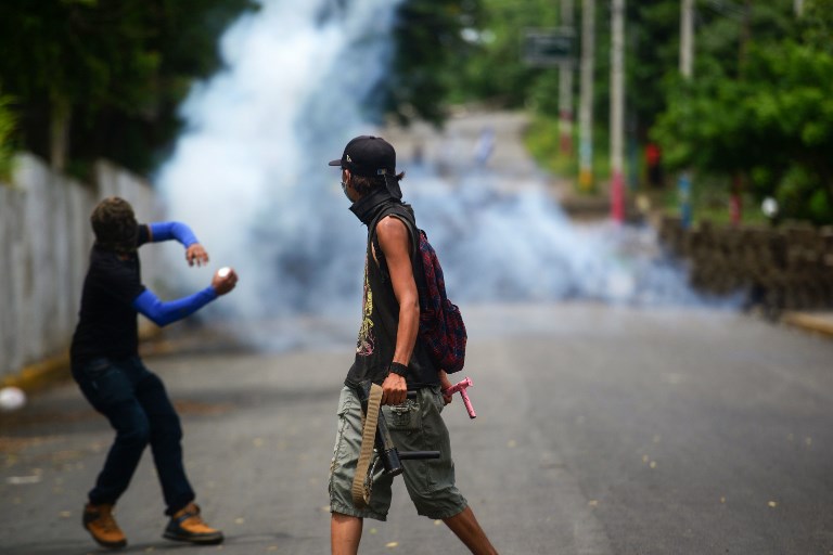 Al menos dos muertos tras ataque de fuerzas policiales y paramilitares en la ciudad de Masaya