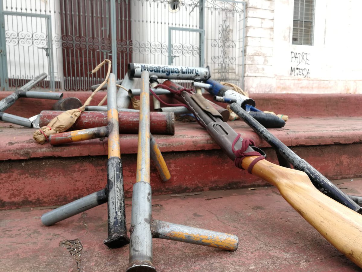 Fuerzas del gobierno nicaragüense asedian iglesia de Managua con estudiantes atrincherados