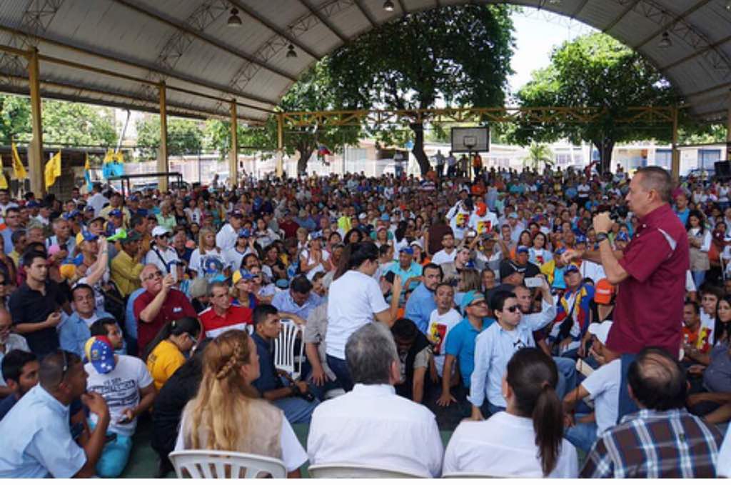 Richard Blanco: Mientras permanezca la dictadura de Maduro estarán cerradas las vías electorales