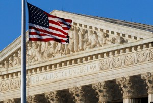 Corte Suprema de EEUU sesiona con transmisión en directo por primera vez