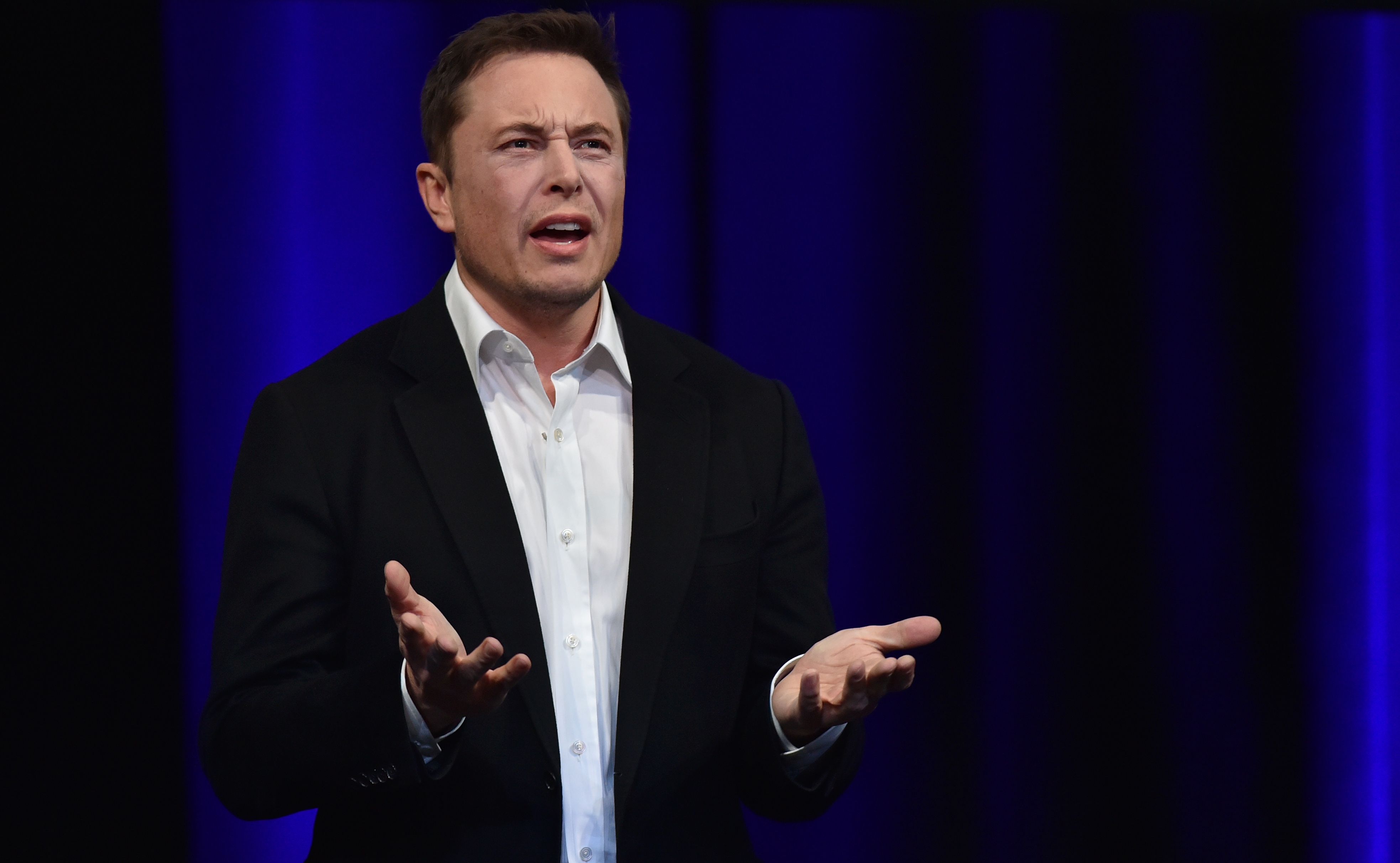 Elon Musk, el director de Tesla, tuitea que abandona Twitter