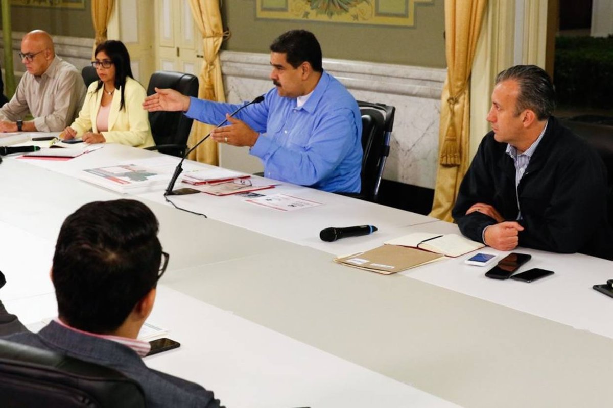 Maduro ordena activación de puente aéreo del plan vuelta a la patria