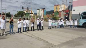 Estudiantes de Enfermería de la ULA protestan tras el asesinato de un compañero #24Sep (foto)