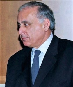 El primer ministro de Abjasia, región separatista de Georgia, murió este sábado en un accidente