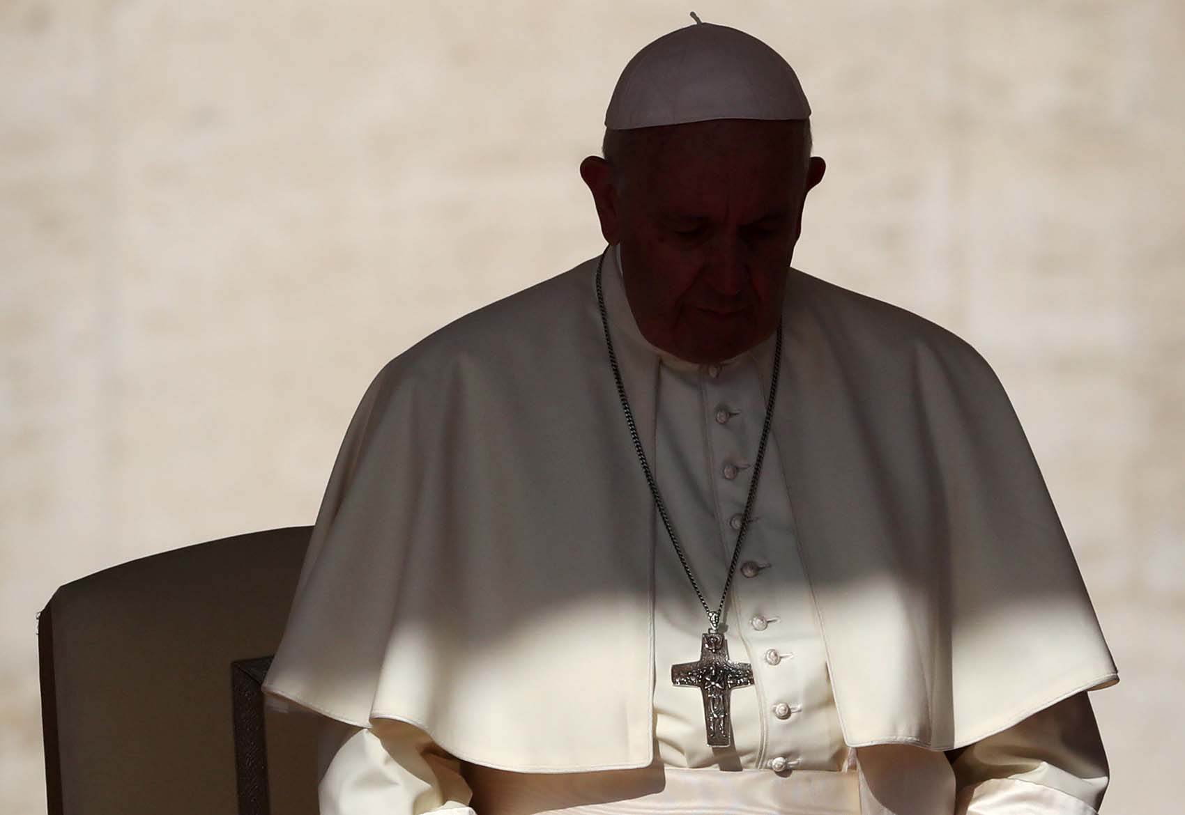 El Papa dice que el aborto es como recurrir a un sicario