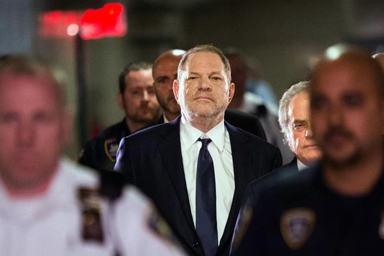 Juez de Nueva York anula uno de los cargos contra Harvey Weinstein