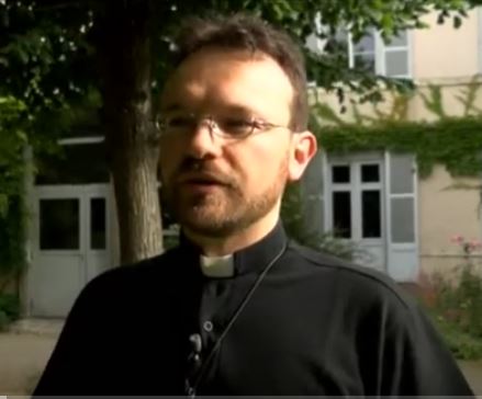 Un segundo sacerdote acusado de agresión sexual se suicida en Francia