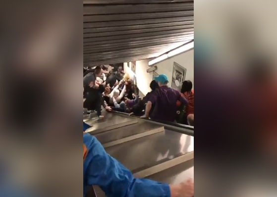 Un desperfecto en las escaleras mecánicas en el metro de Roma dejó varios heridos (fotos y video)