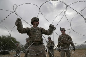 Las tropas de EEUU desplegadas en la frontera no recibirán paga de combate