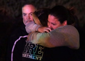 Un exsoldado mata a tiros a 12 estudiantes universitarios en un bar de California (Fotos)