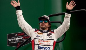 El español Fernando Alonso se convierte en el piloto con más GP en la historia de la Fórmula Uno