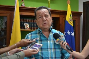 Alcalde de San Cristóbal informó que dio positivo para Covid-19