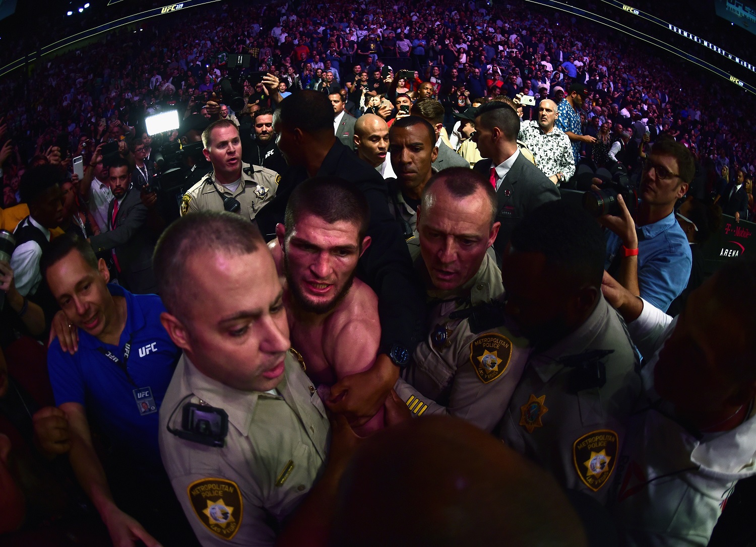El ruso Nurmagomédov, el más temido de la UFC, anuncia que podría regresar a pelear por 1 millón de dólares