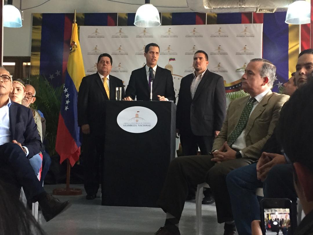 Juan Guaidó convoca cabildo abierto para este viernes