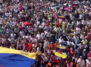 Pueblo de Acarigua acudió en masa al cabildo abierto para alzar su voz contra Maduro este #21Ene (Video)