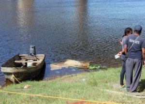 Cuatro niños muertos y otro desaparecido tras hundirse embarcación improvisada en el río Orinoco