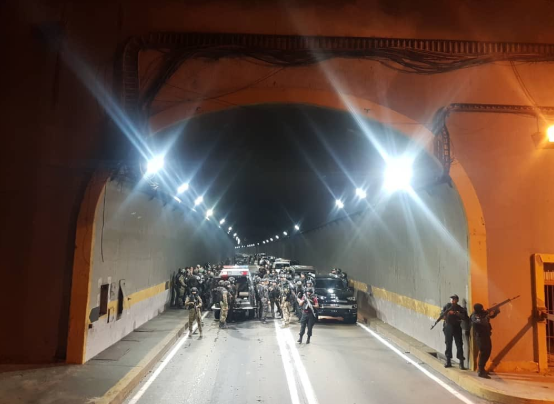 Enfrentamiento con funcionarios de la GNB en el túnel La Planicie deja un herido #23Ene