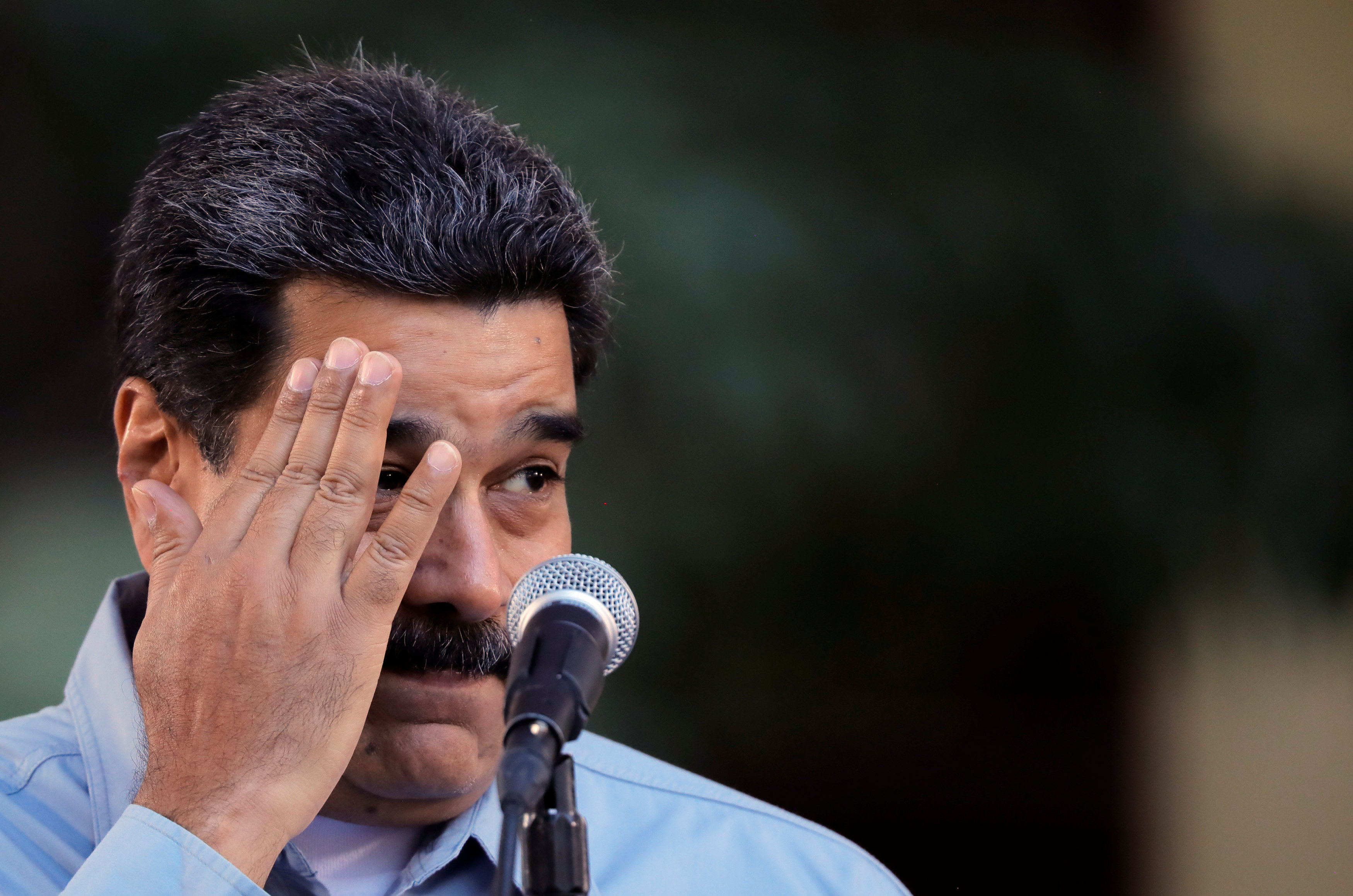 Bloomberg: Régimen de Maduro intenta revivir las moribundas conversaciones con sus acreedores