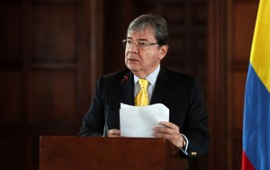 Canciller de Colombia asistirá a reunión con embajadores designados por Guaidó