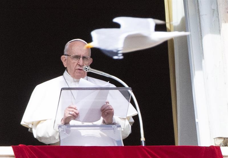 El Papa dice que era un acto de responsabilidad convocar cumbre sobre abusos