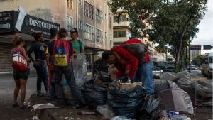 ALnavío: 3 tragedias que desmontan la Venezuela imaginaria de Maduro