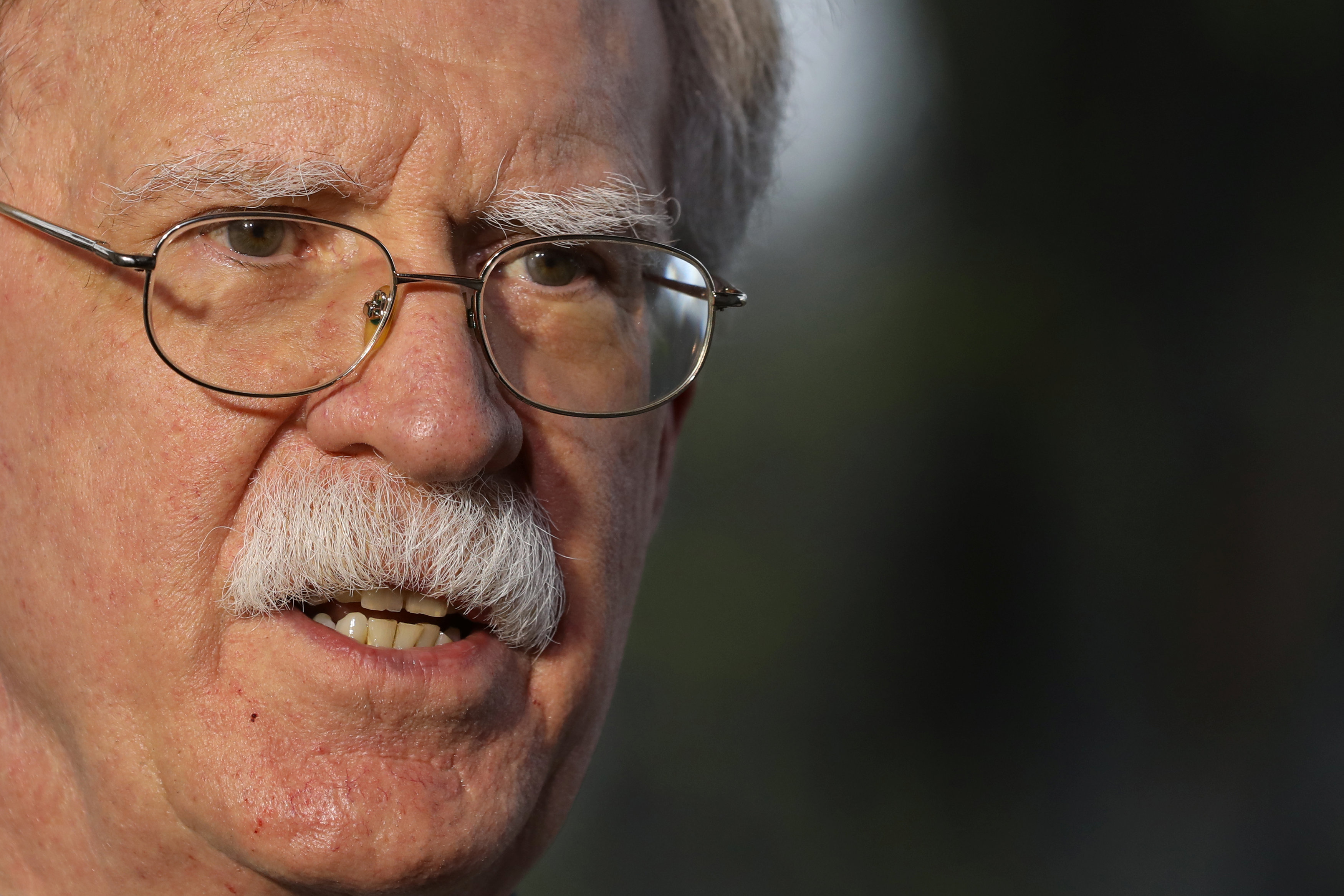 Bolton agradece al buque hospitalario de EEUU por brindar atención a los venezolanos