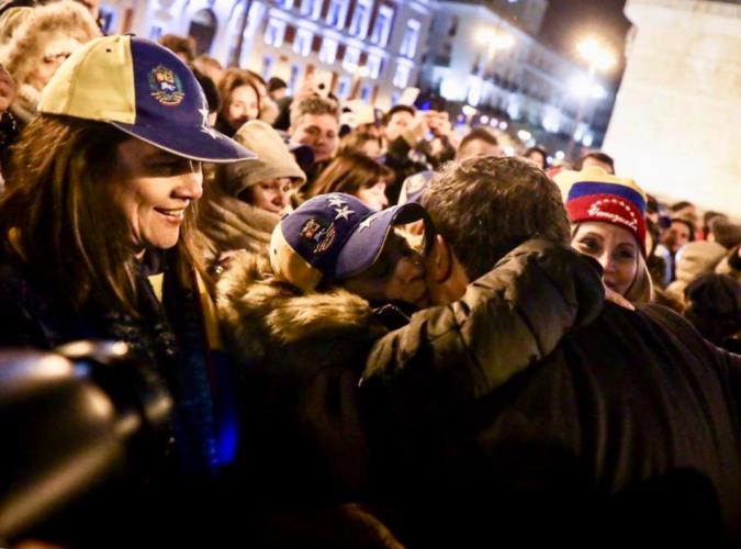 ALnavío: Cómo medio millón de venezolanos pueden ser decisivos en las elecciones en España