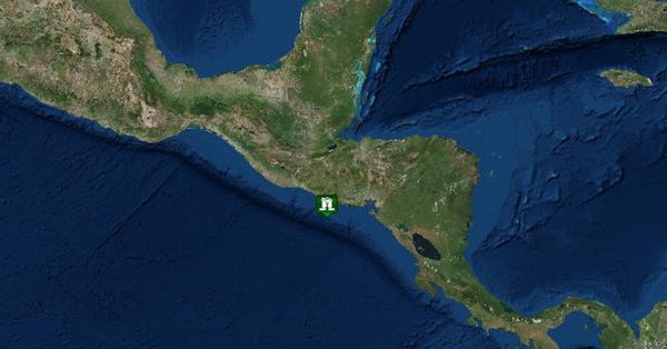 Emiten alerta de tsunami en costa del Pacífico tras fuerte sismo en El Salvador